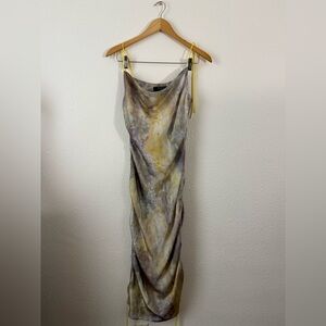 Chic Strapless Dress in Earthy Tones